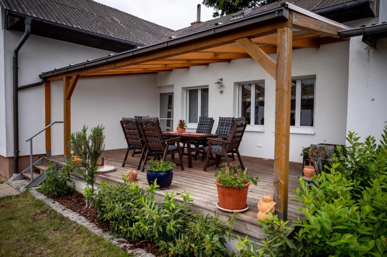 Winzerferienhaus Schueller Purbach am Neusiedlersee Exterior foto